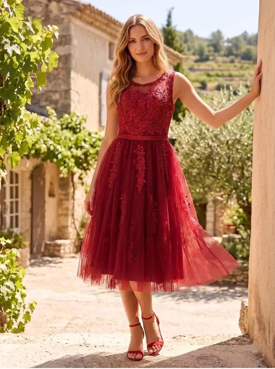 Rochie de cocktail visinie